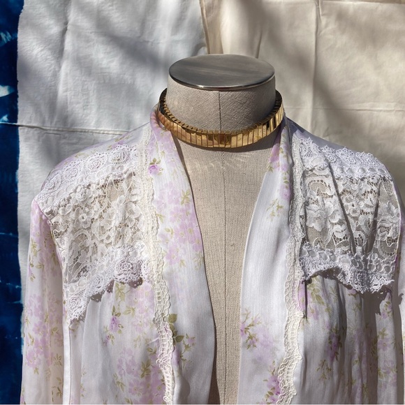 Vintage Christian Dior Floral Lace Trim Robe - Picture 12 of 15